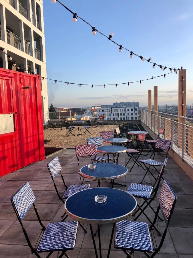 Eklo Clermont Ferrand Centre Gare Hotel ภายนอก รูปภาพ