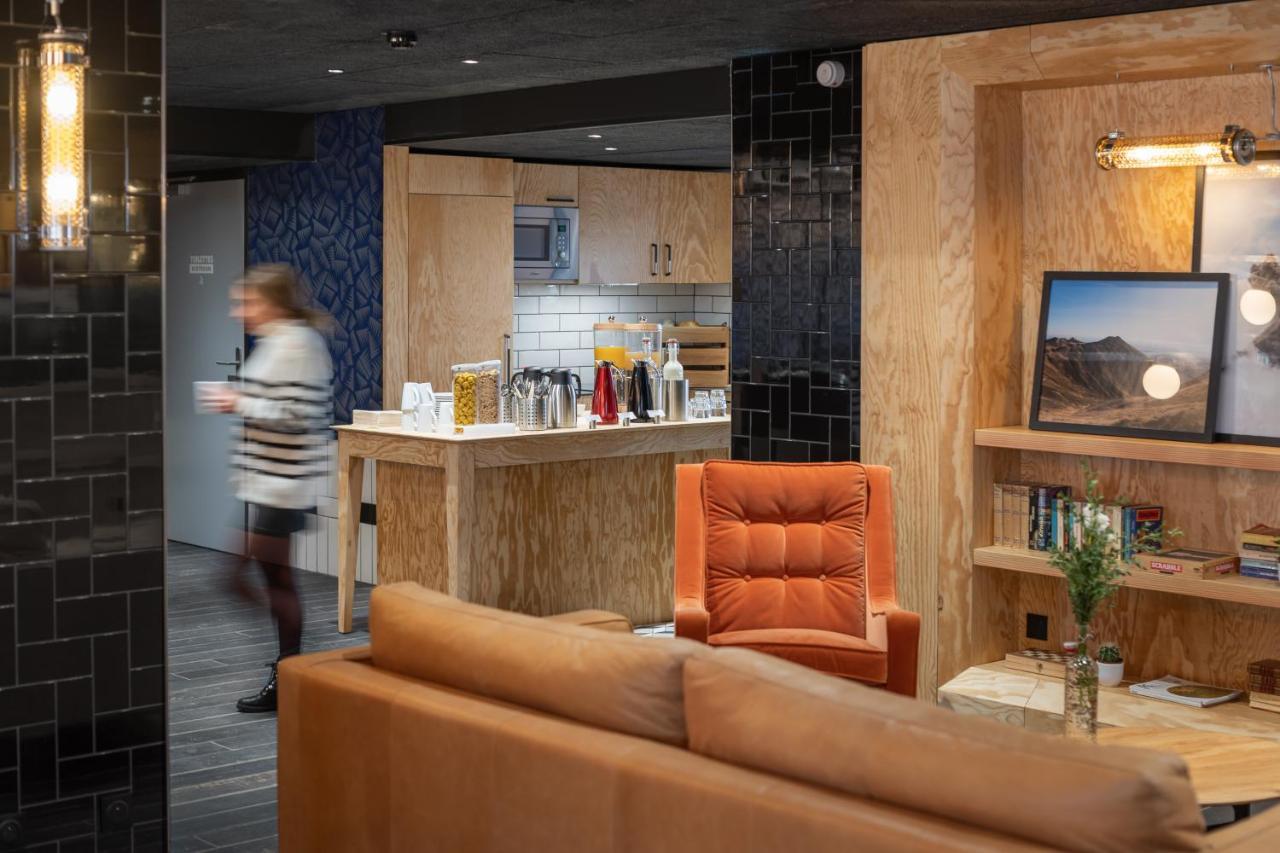 Eklo Clermont Ferrand Centre Gare Hotel ภายนอก รูปภาพ