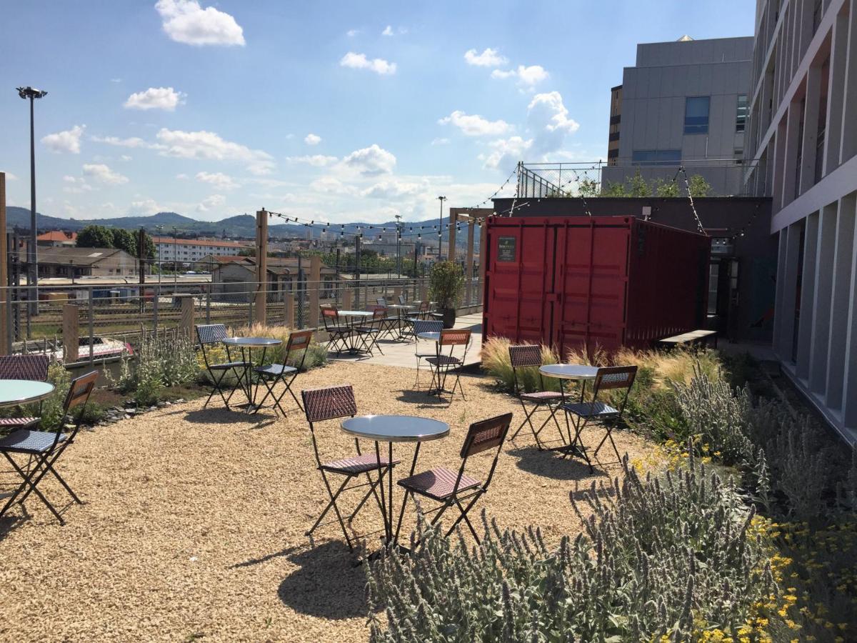 Eklo Clermont Ferrand Centre Gare Hotel ภายนอก รูปภาพ